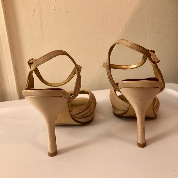 Mossimo champagne gold heels - Picture 3 of 5